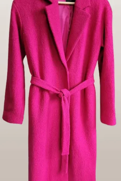 Abrigo mujer marca iO color Fucsia talla S
